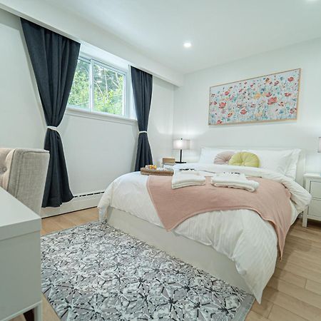 Quiet & Comfortable Double Private Room, Free Parking Toronto Kültér fotó