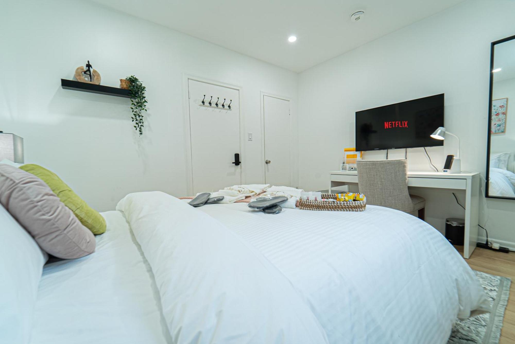 Quiet & Comfortable Double Private Room, Free Parking Toronto Kültér fotó